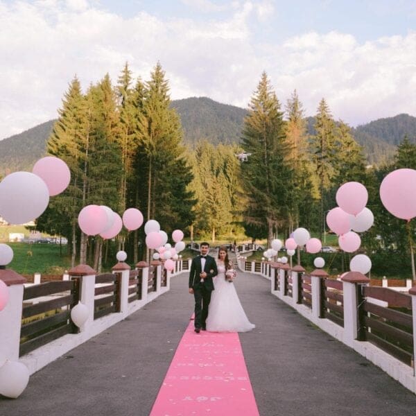 A magnificent walk down the aisle.